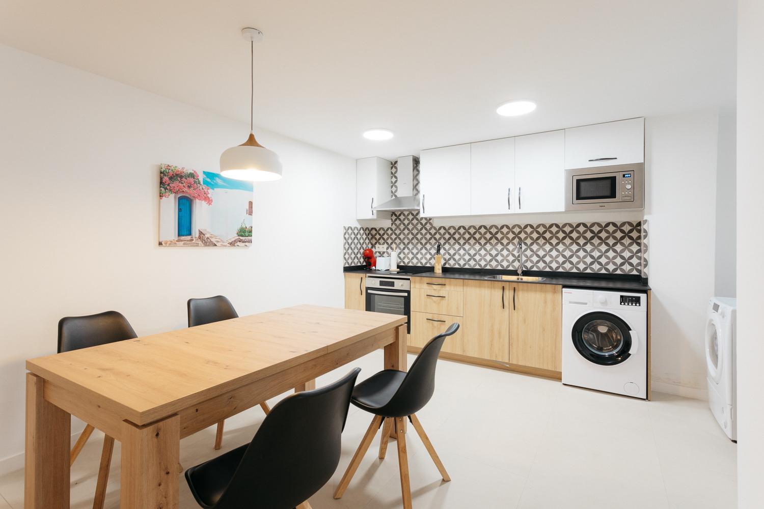Amplio Apartamento Cerca Centro Historico Y Turia 5Pax 2 Bath Валенсія Екстер'єр фото