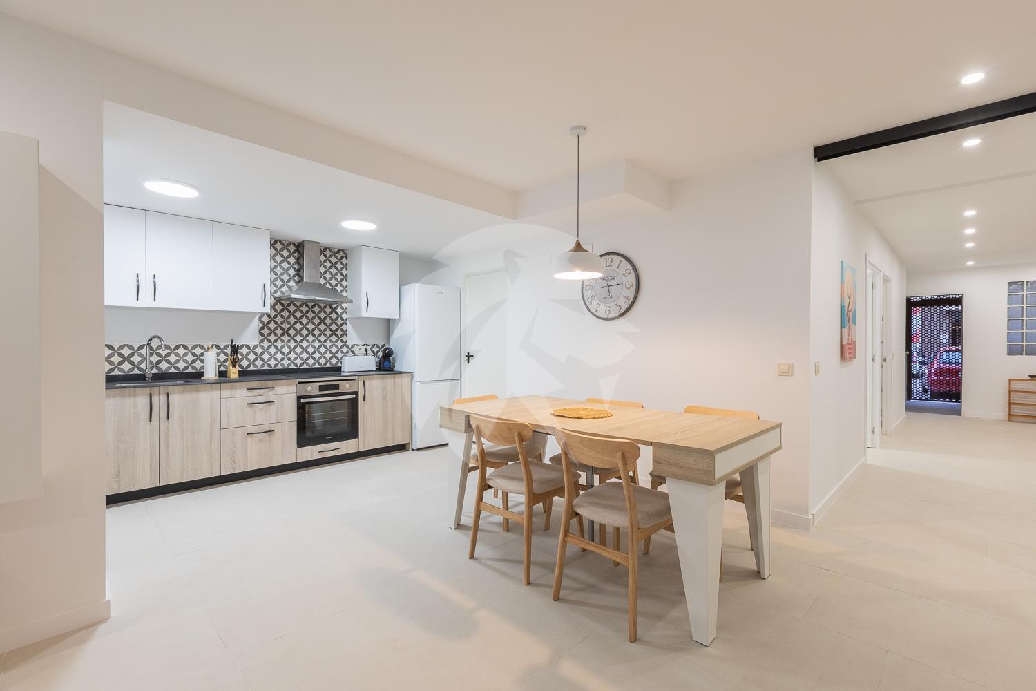 Amplio Apartamento Cerca Centro Historico Y Turia 5Pax 2 Bath Валенсія Екстер'єр фото